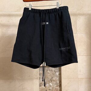 Fear of God ESSENTIALS black sweatshorts FW20, men's size XS, good condition